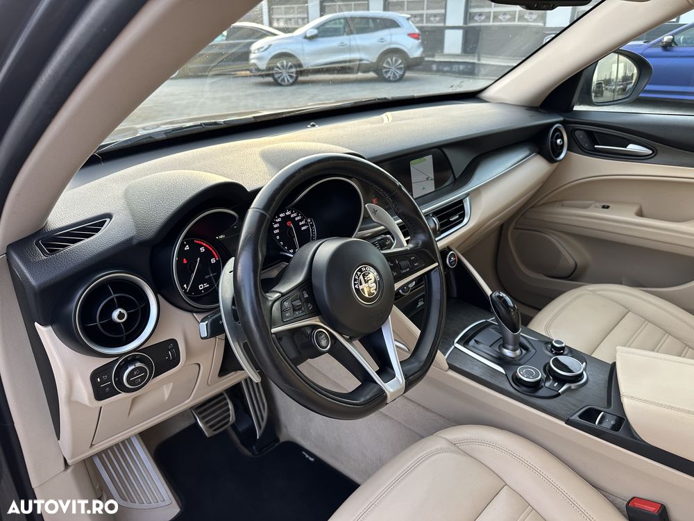 Alfa Romeo Stelvio 2.2 16V AT8 Q4 Super - 11