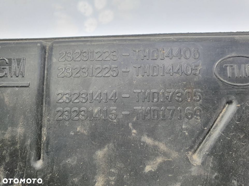 ZBIORNICZEK SPRYSKIWACZY CADILLAC CTS 4X4 RWD - 4