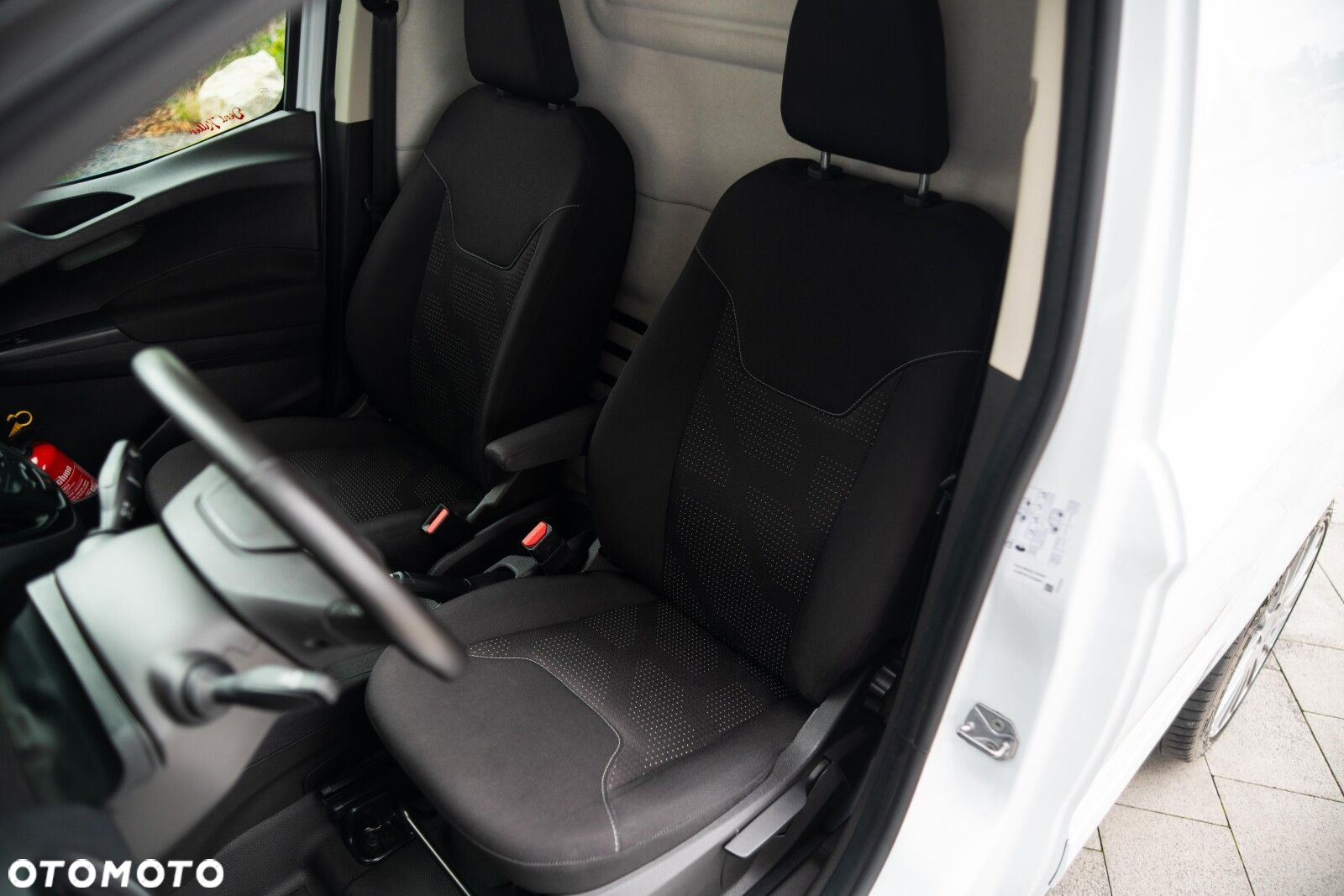 Ford transit-courier EcoBoost Trend - 19