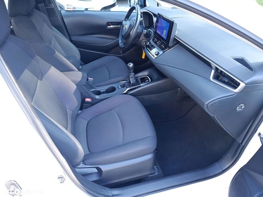 Toyota Corolla 1.5 Active - 11