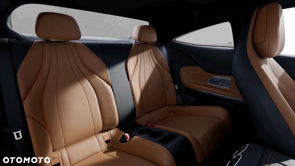 Mercedes-Benz CLE 300 mHEV 4-Matic AMG Line - 11