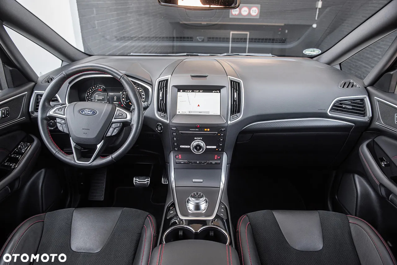 Ford S-Max 2.0 EcoBlue Bi-Turbo ST-LINE - 31