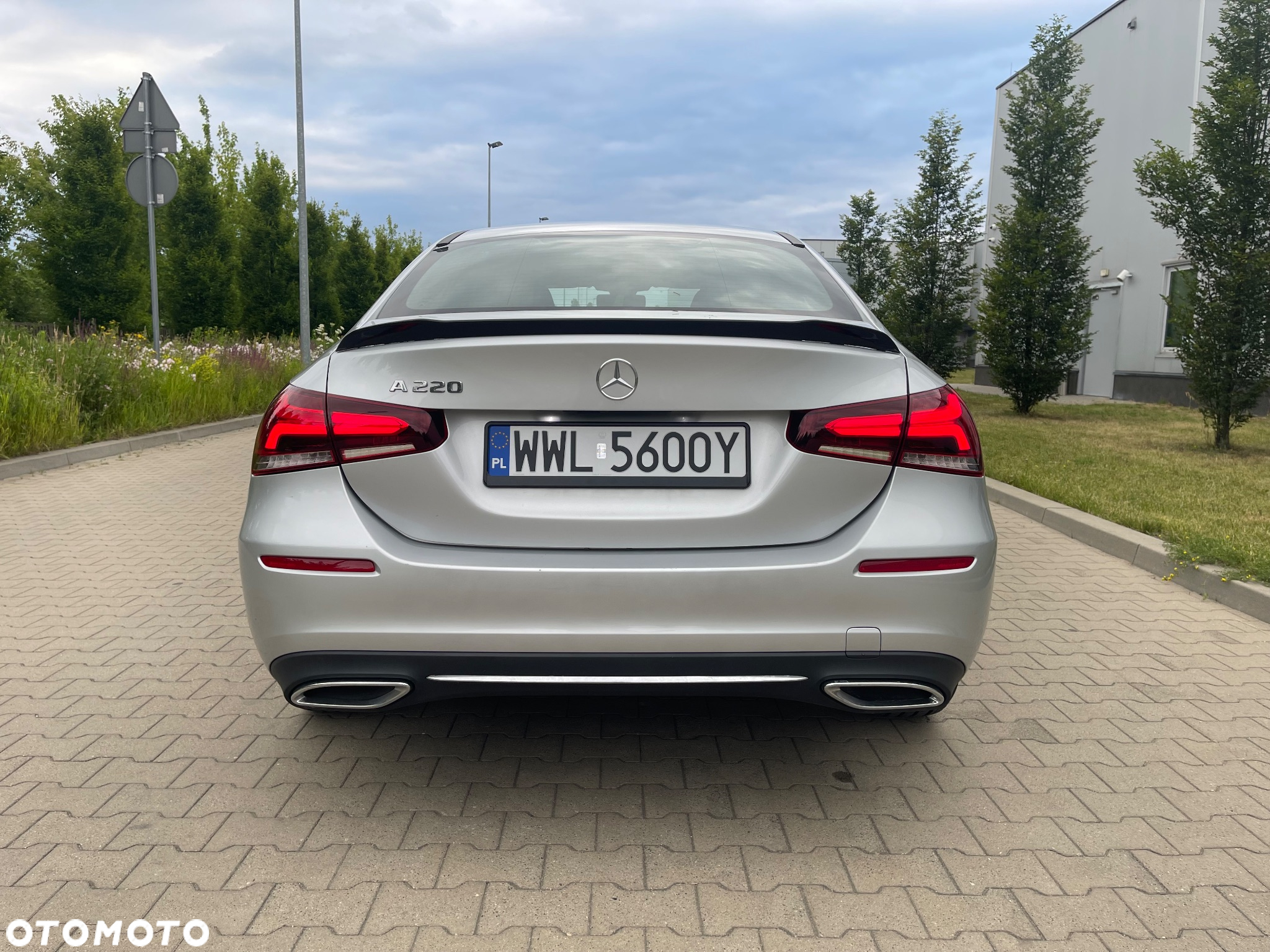 Mercedes-Benz Klasa A 220 7G-DCT AMG Line - 11