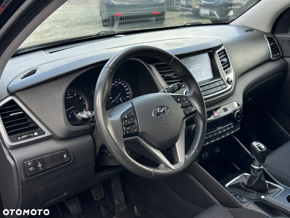 Hyundai Tucson 1.6 GDI BlueDrive Style 2WD - 14