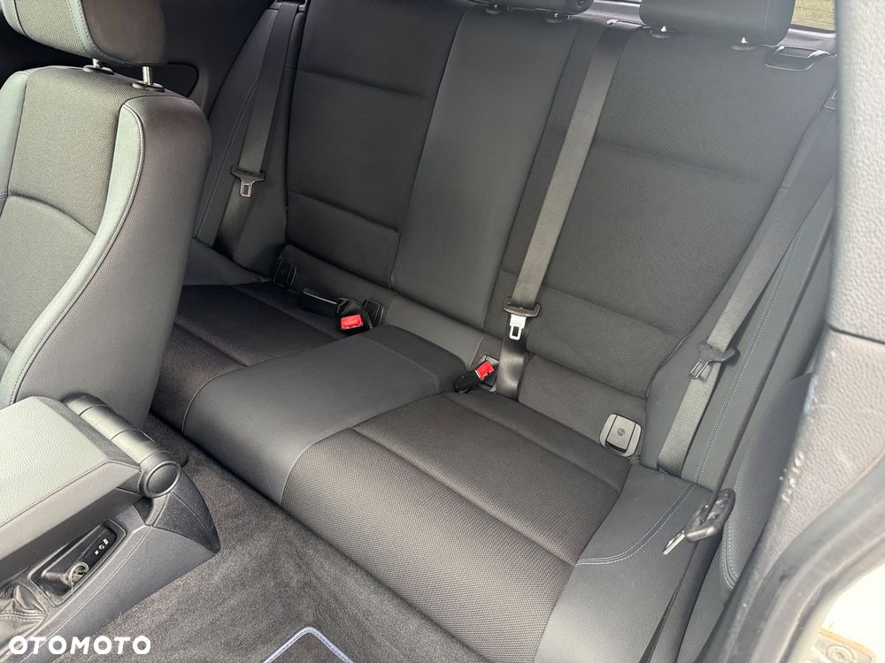 BMW Seria 1 118d DPF Edition Sport - 20