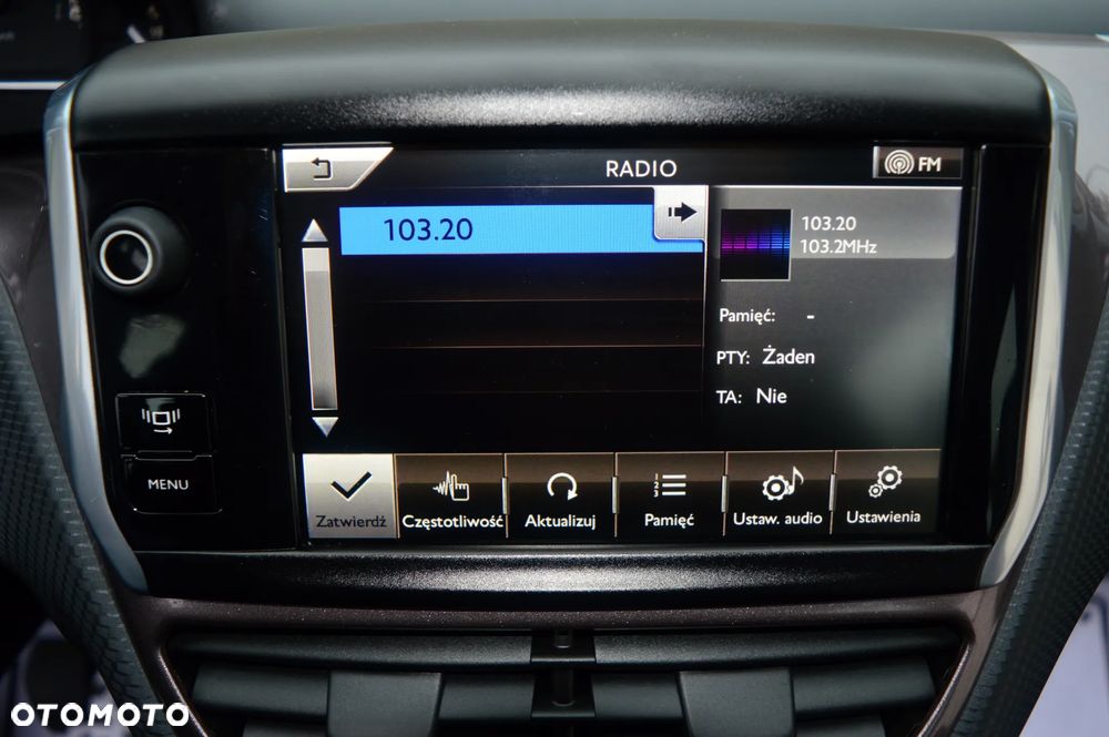 Peugeot 2008 - 23