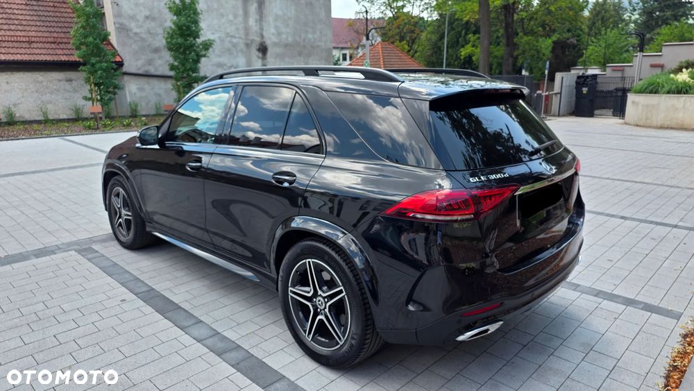 Mercedes-Benz GLE 300 d 4-Matic - 4