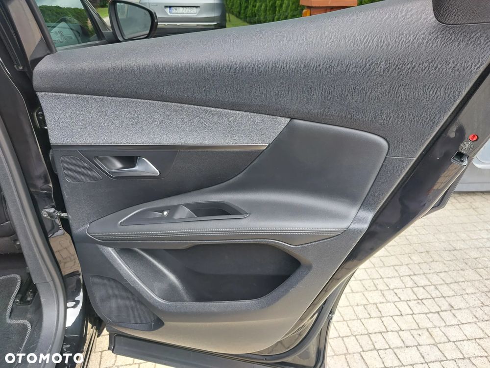 Peugeot 3008 PureTech 180 Stop & Start GPF EAT8 Allure - 19