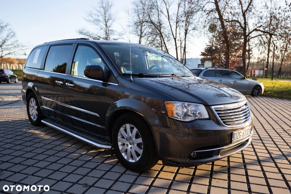 Chrysler Town & Country 3.6 Touring - 5