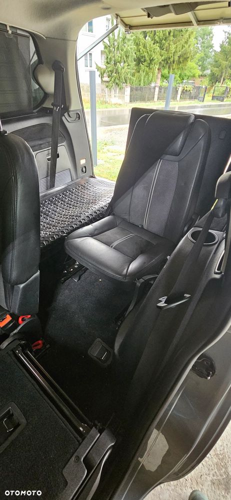 Ford Galaxy 2.0 TDCi Ghia - 12