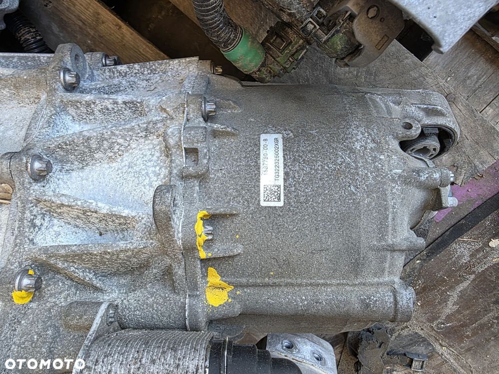 SILNIK ELEKTRYCZNY TYLNI TYŁ TESLA Y 1587780B - 4
