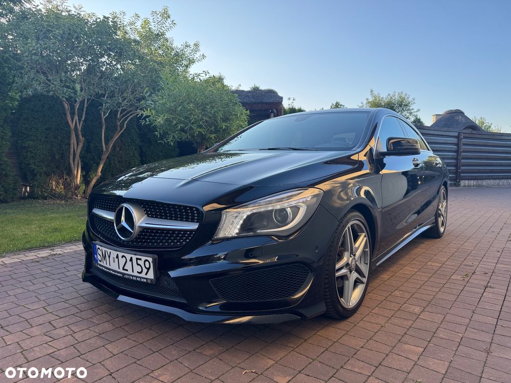 Mercedes-Benz CLA 180 - 4