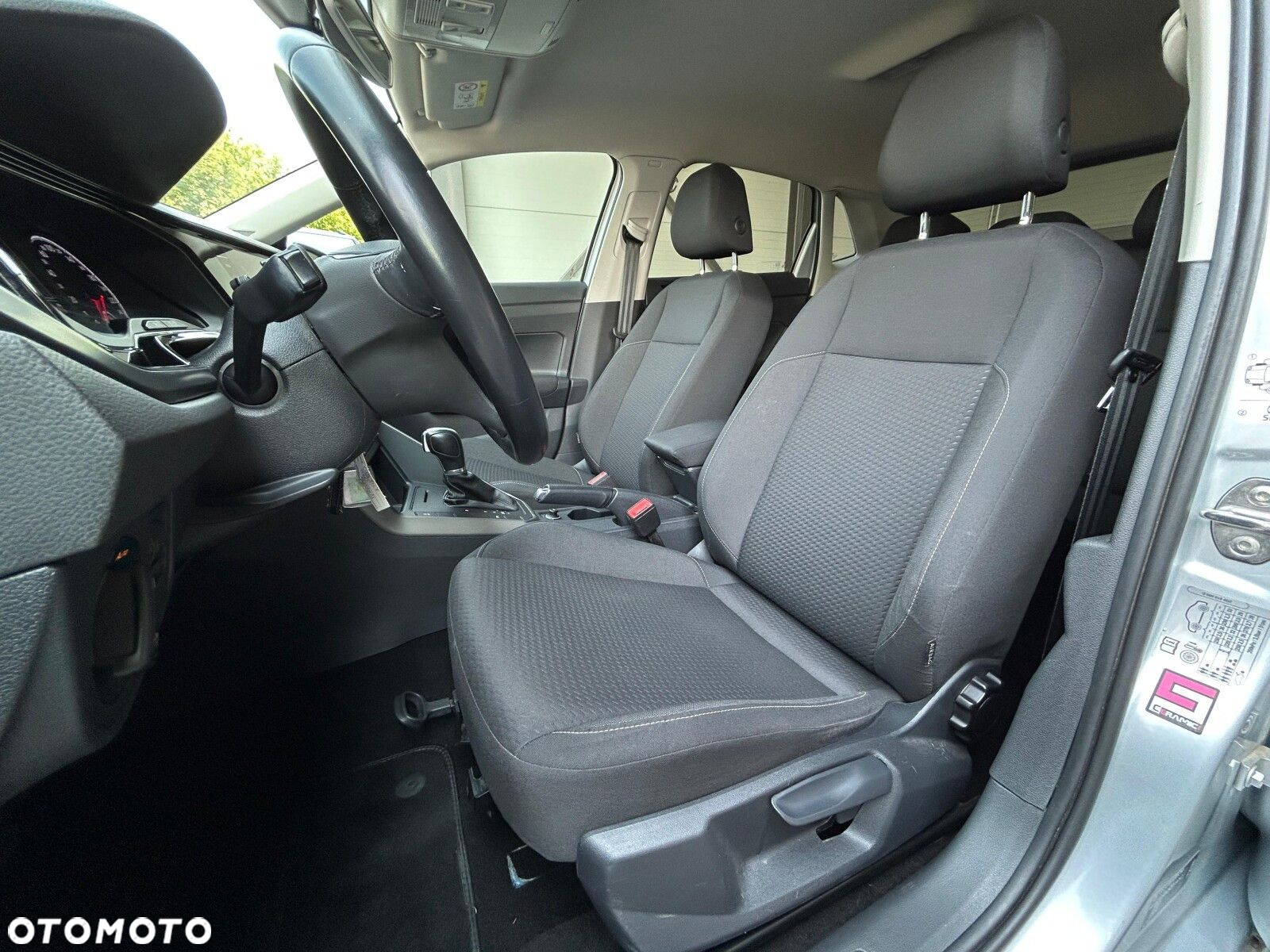 Volkswagen Polo 1.0 TSI Comfortline DSG - 8