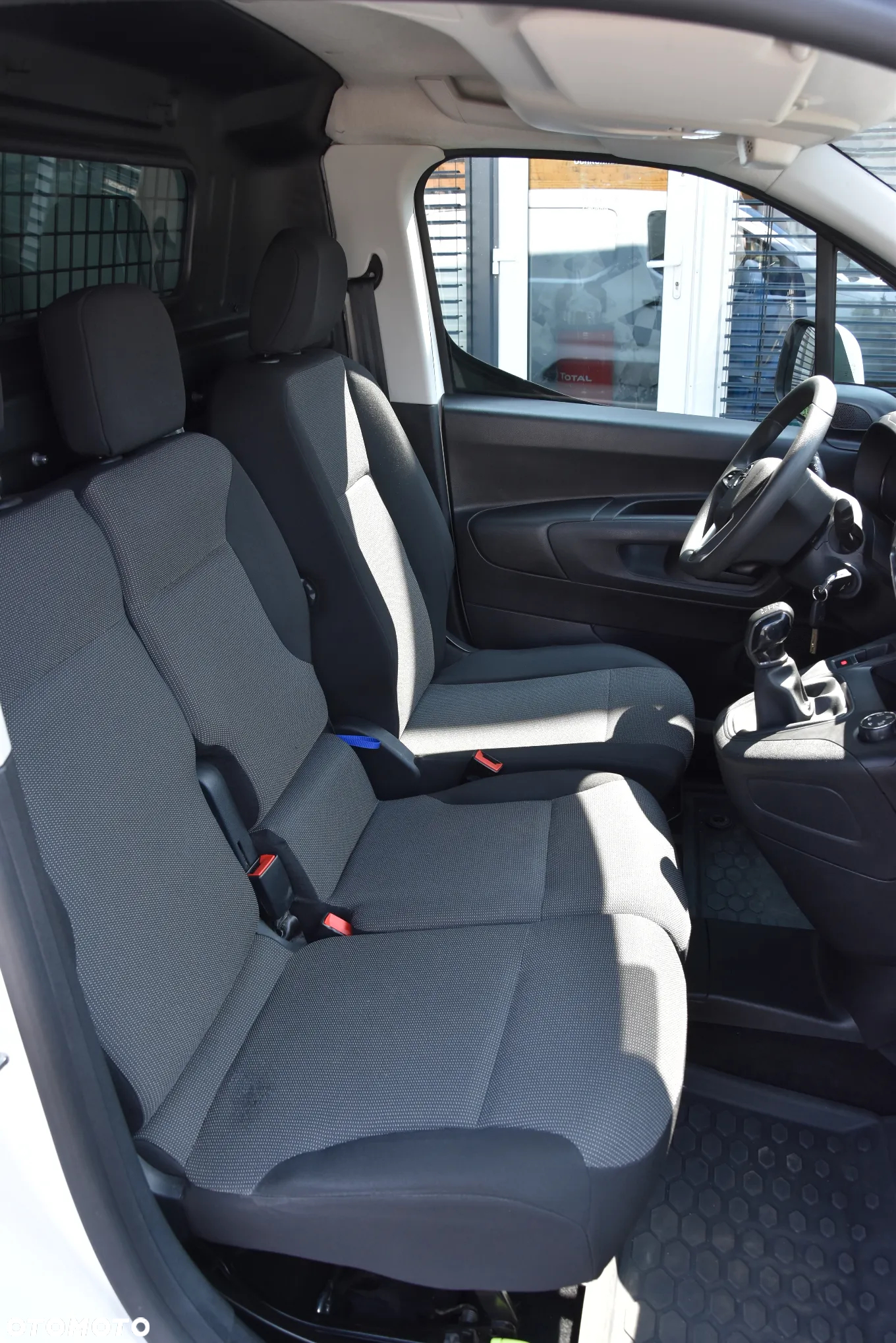Opel Combo - 16
