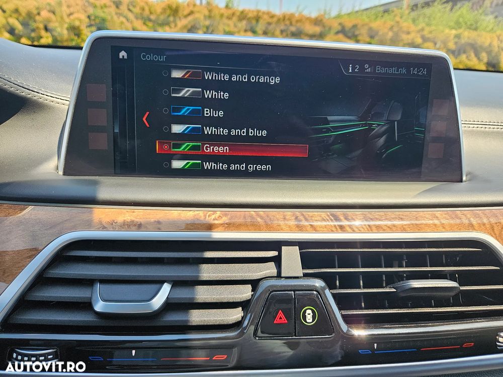 BMW Seria 7 740Li xDrive - 31