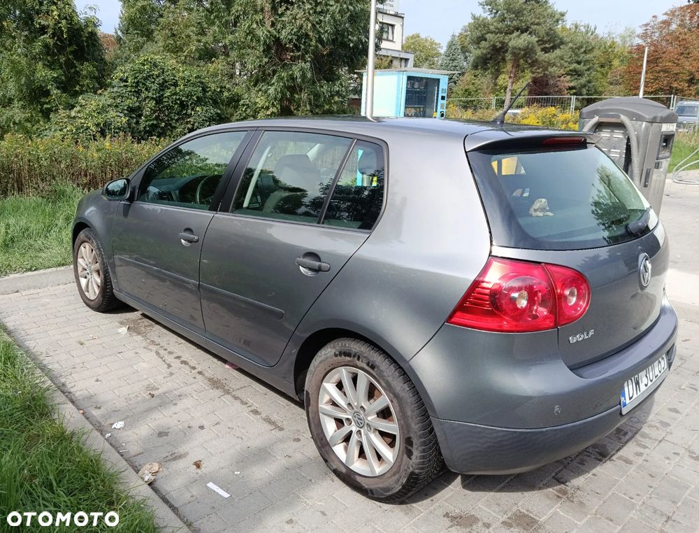 Volkswagen Golf 1.6 Comfortline - 3