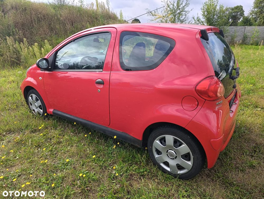 Toyota Aygo Standard - 5