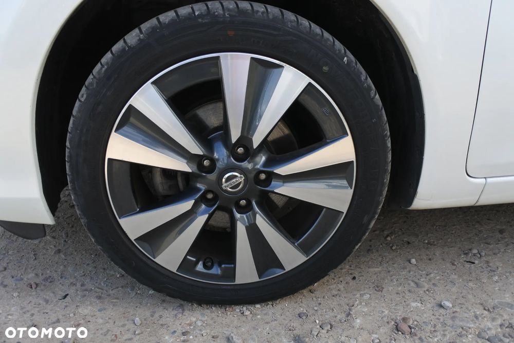 Nissan Pulsar 1.2 DIG-T Tekna EU6 - 25