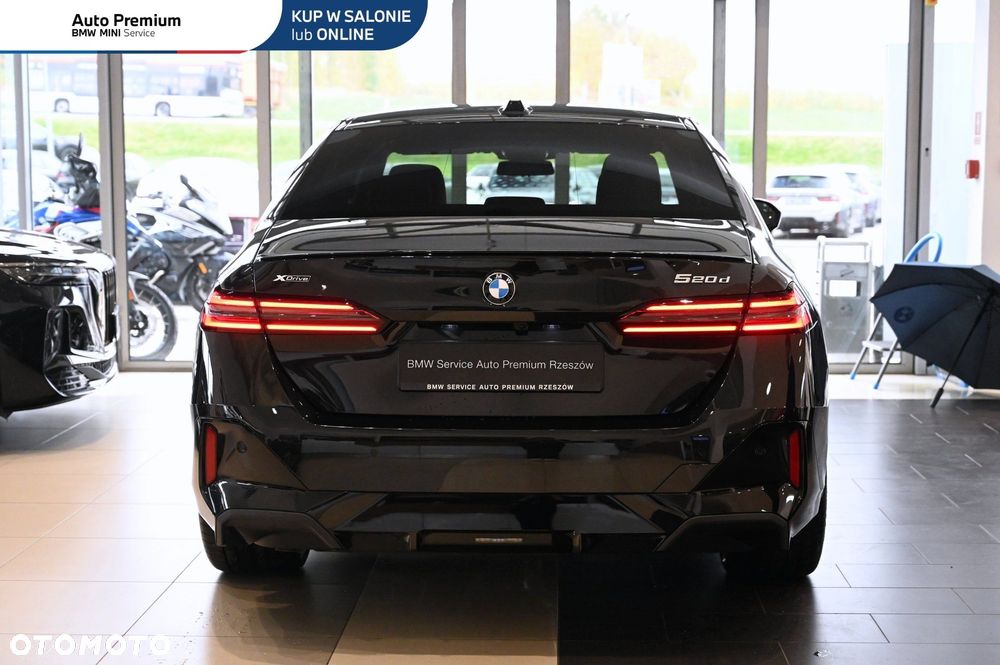 BMW Seria 5 520d xDrive mHEV M Sport - 7