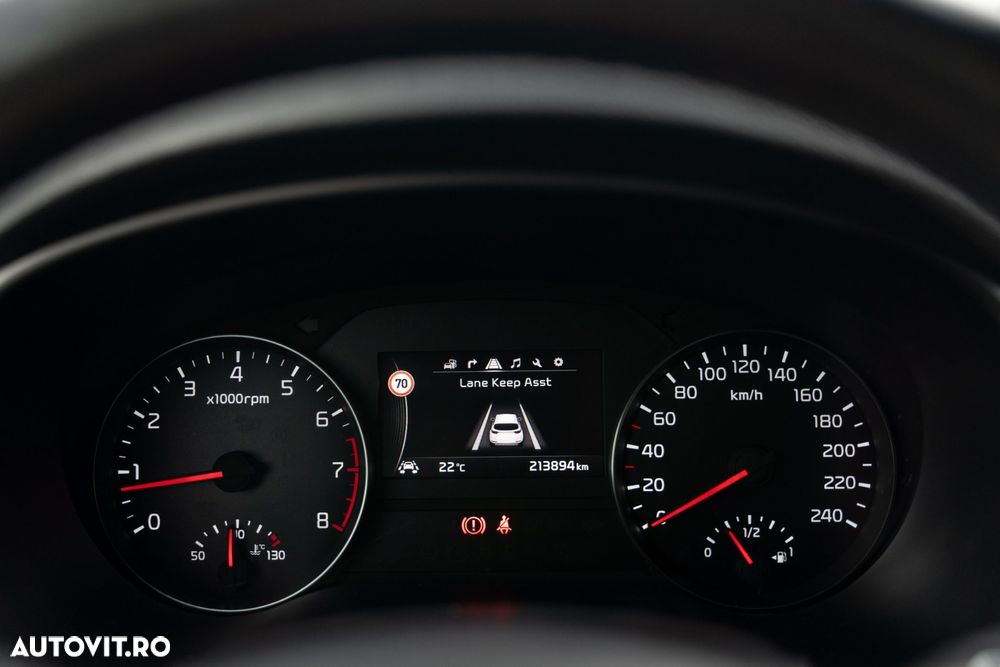 Kia Sportage 1.6 T-GDI 2WD SPIRIT - 27