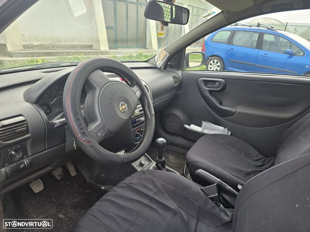 Opel Corsa - 4