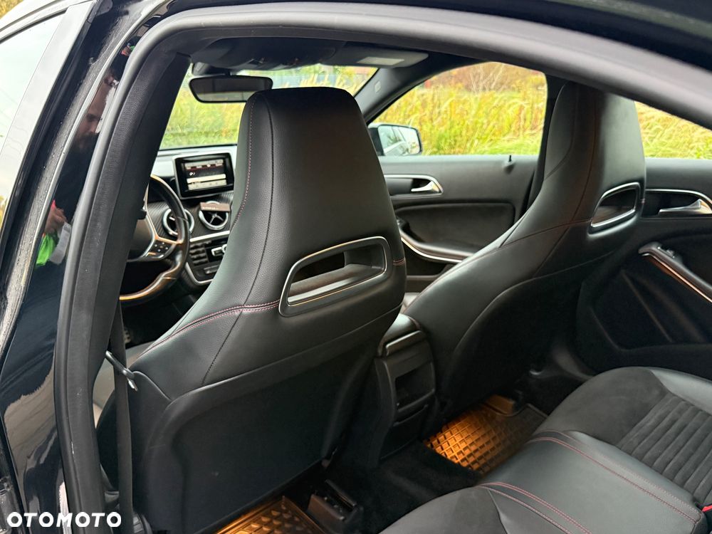 Mercedes-Benz Klasa A 180 CDI BlueEff Edition - 20