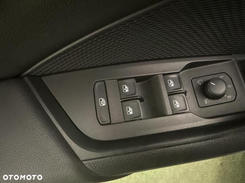 Skoda Octavia 2.0 TSI 4x4 Style DSG - 12