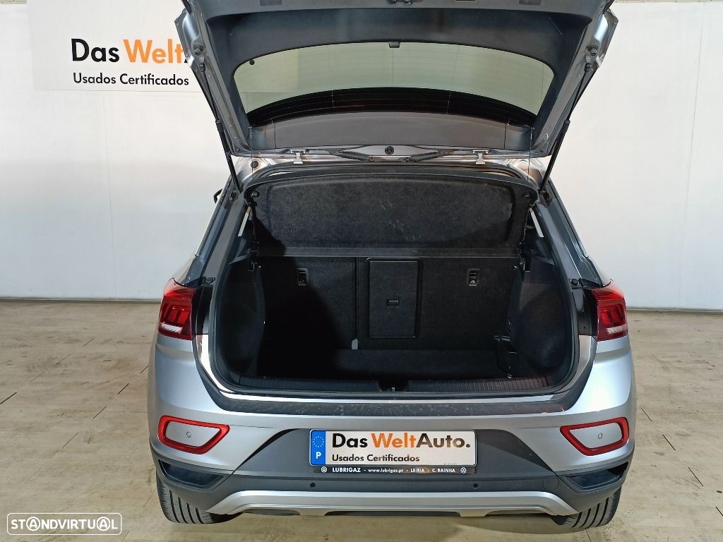 VW T-Roc 1.0 TSI Urban - 17