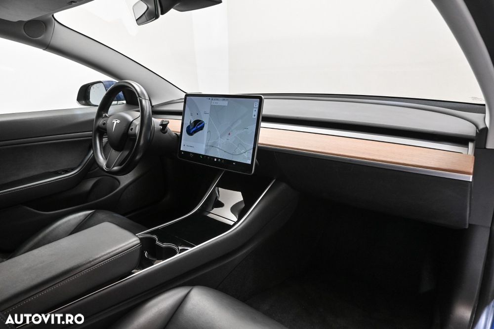 Tesla Model 3 Langstreckenbatterie Allradantrieb Dual Motor - 13