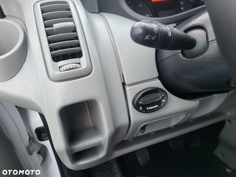 Opel Vivaro - 37