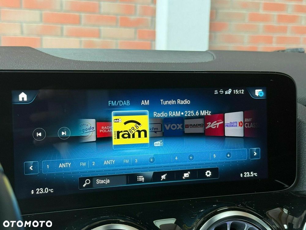 Mercedes-Benz GLA - 19