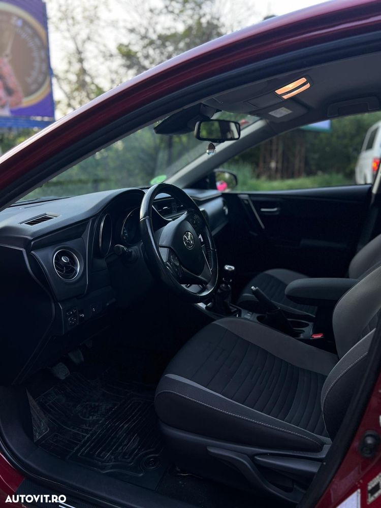 Toyota Auris 1.2 Turbo Executive - 9