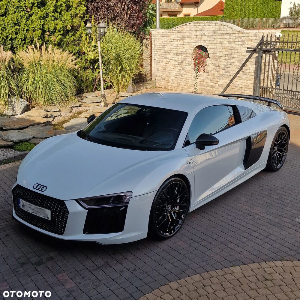 Audi R8 Coupé - 2
