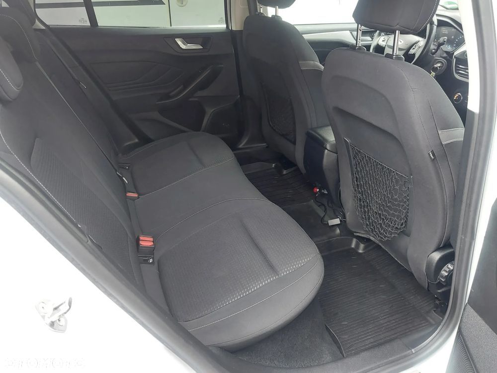 Ford Focus 1.5 EcoBlue Start-Stopp-System ST-LINE - 6