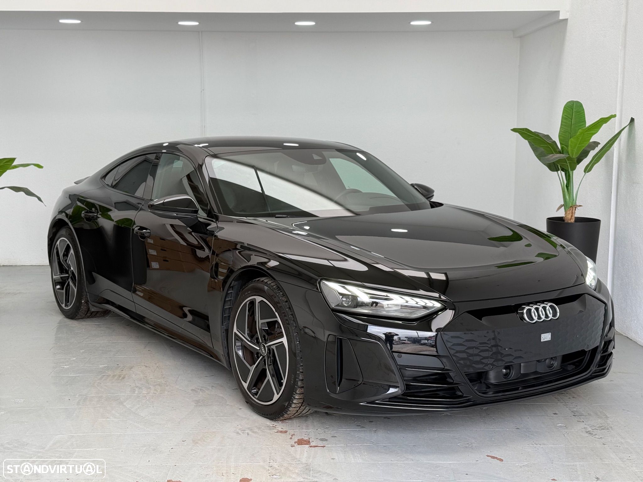 Audi e-tron GT quattro - 1