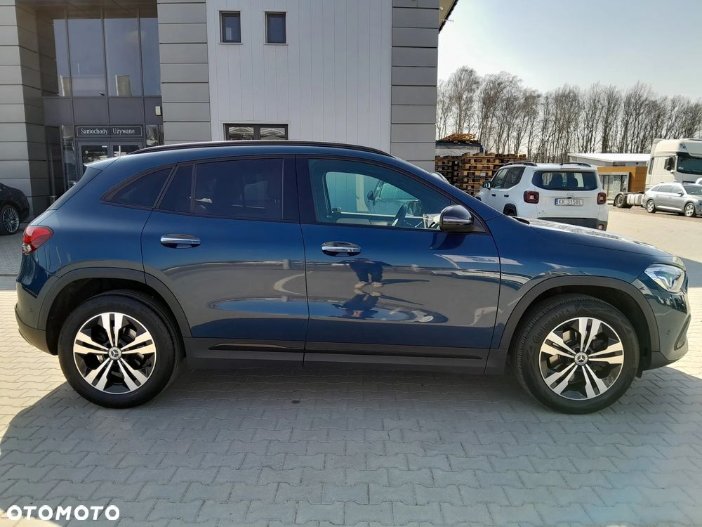 Mercedes-Benz GLA 200 Progressive - 6