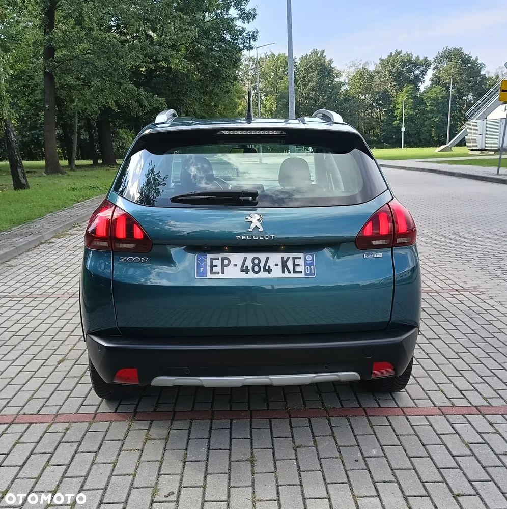 Peugeot 2008 PureTech 130 GPF Stop&Start Signature - 8