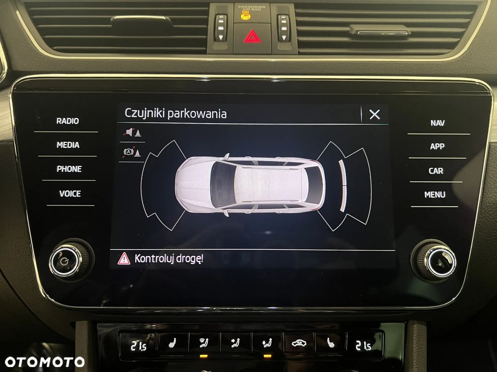 Skoda Superb 1.5 TSI Ambition DSG - 18