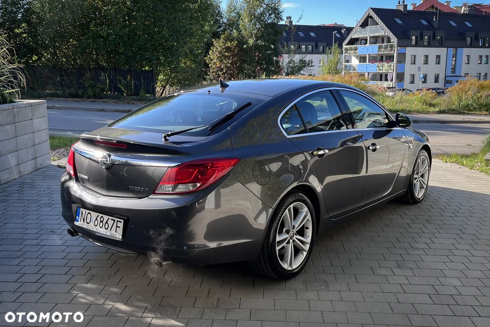 Opel Insignia 2.0 T Edition 4x4 - 2
