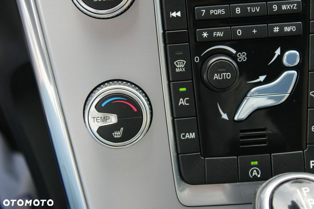 Volvo XC 60 - 26