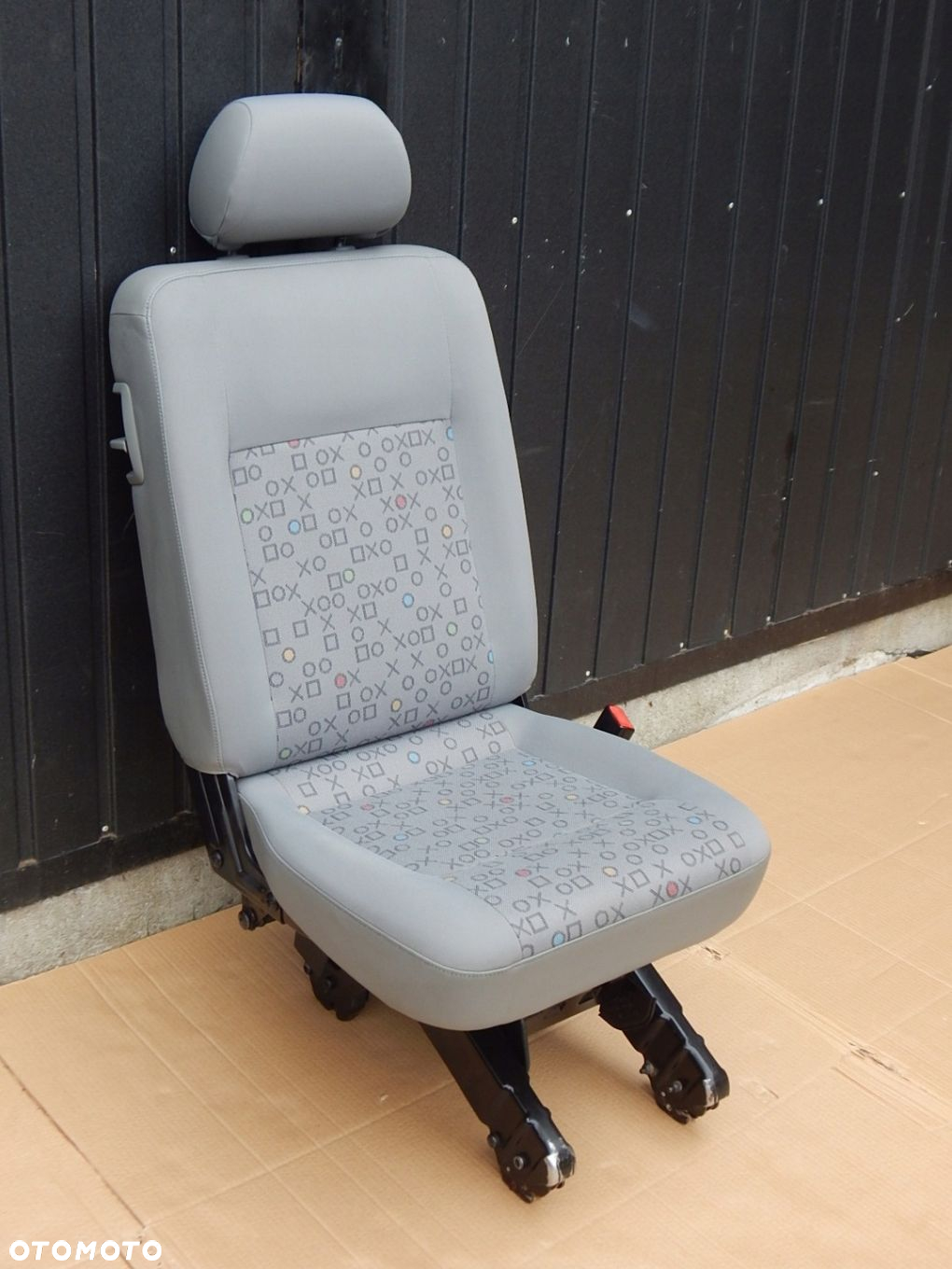 VW T5 fotel składany koziołek 2 rząd tył tylny OX - 3