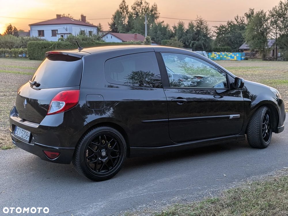 Renault Clio - 6