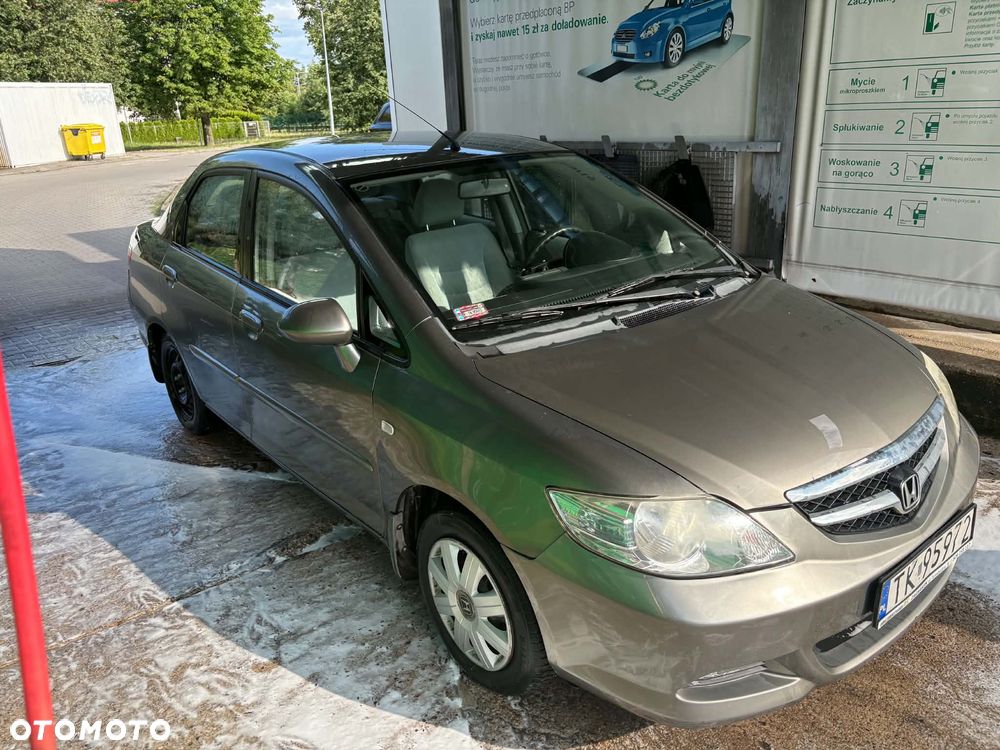 Honda City 1.4 Comfort - 1