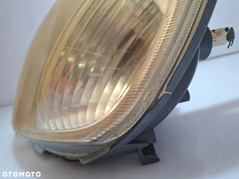TOYOTA YARIS I LAMPA REFLEKTOR LEWY PRZÓD EUROPA 89008658 811700D080 - 5