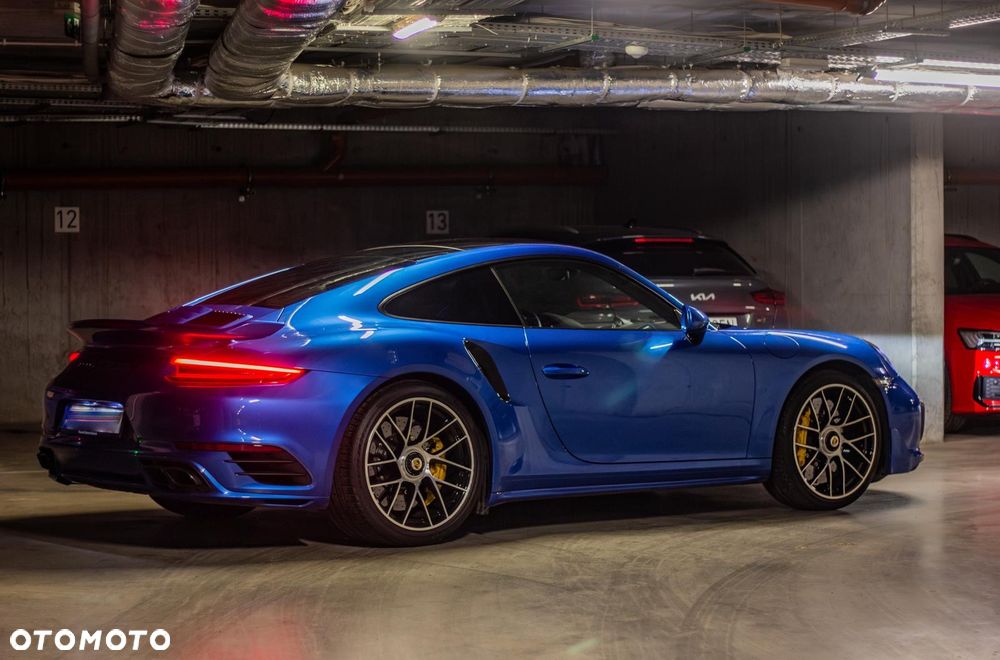 Porsche 911 Turbo S - 3