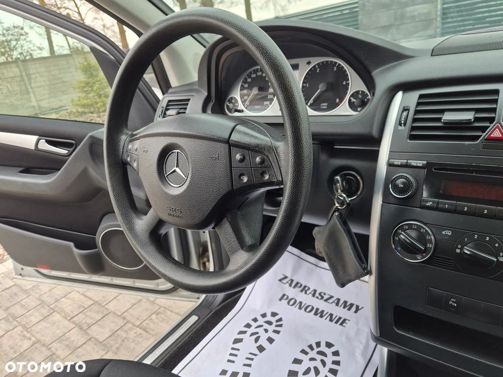 Mercedes-Benz Klasa B 200 CDI Autotronic - 18