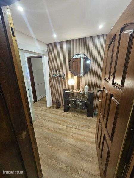 Apartamento T3 - Ramalde - Santa Luzia - Grande imagem: 2/12