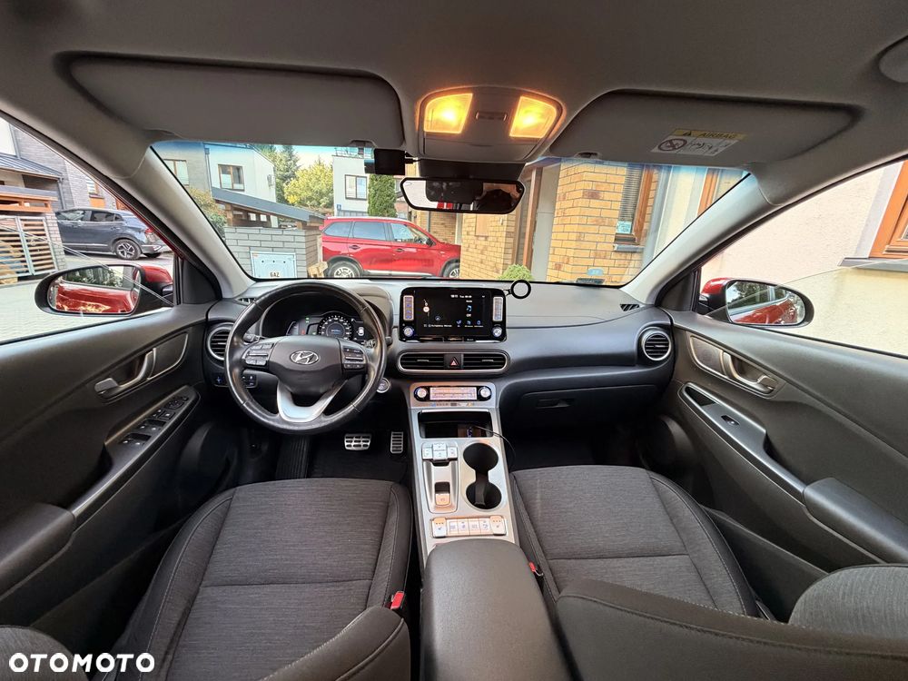 Hyundai Kona 64kWh Premium - 15