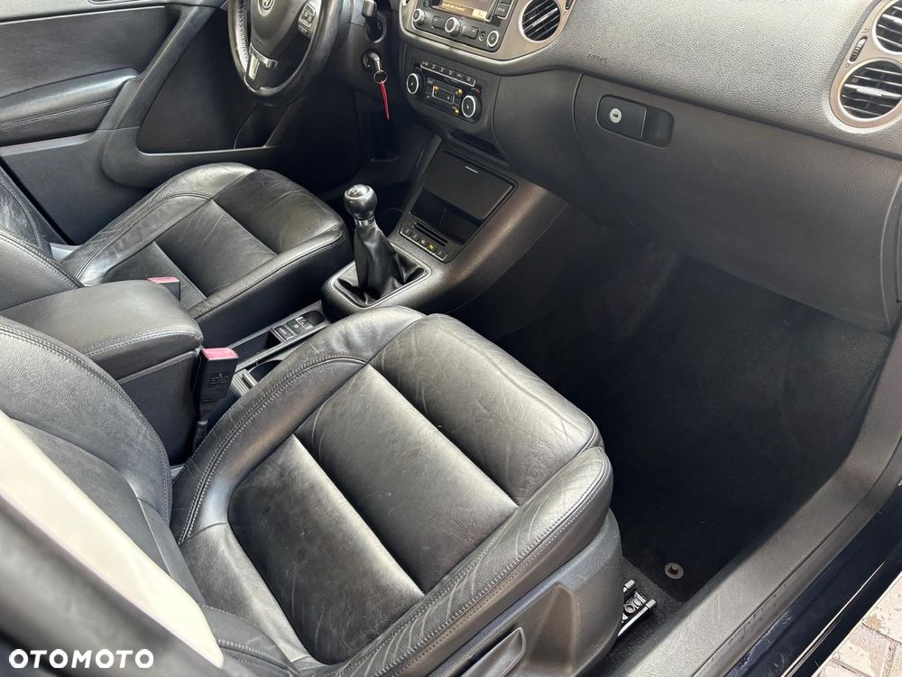 Volkswagen Tiguan 2.0 TDI DPF BlueMotion Technology Trend & Fun - 32