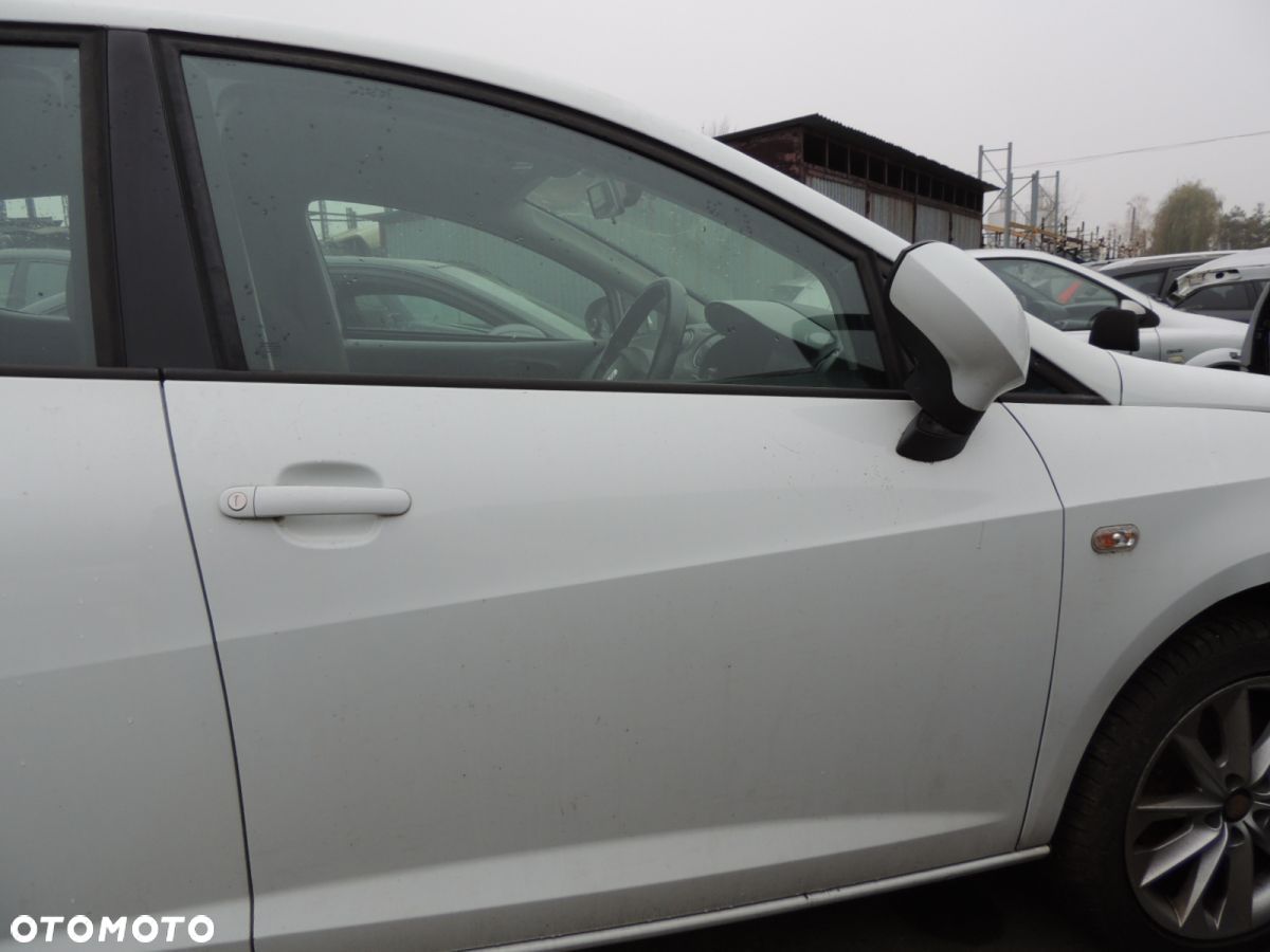 Szyba boczna lewa prawa Seat Ibiza 4 6J '13 lift - 1